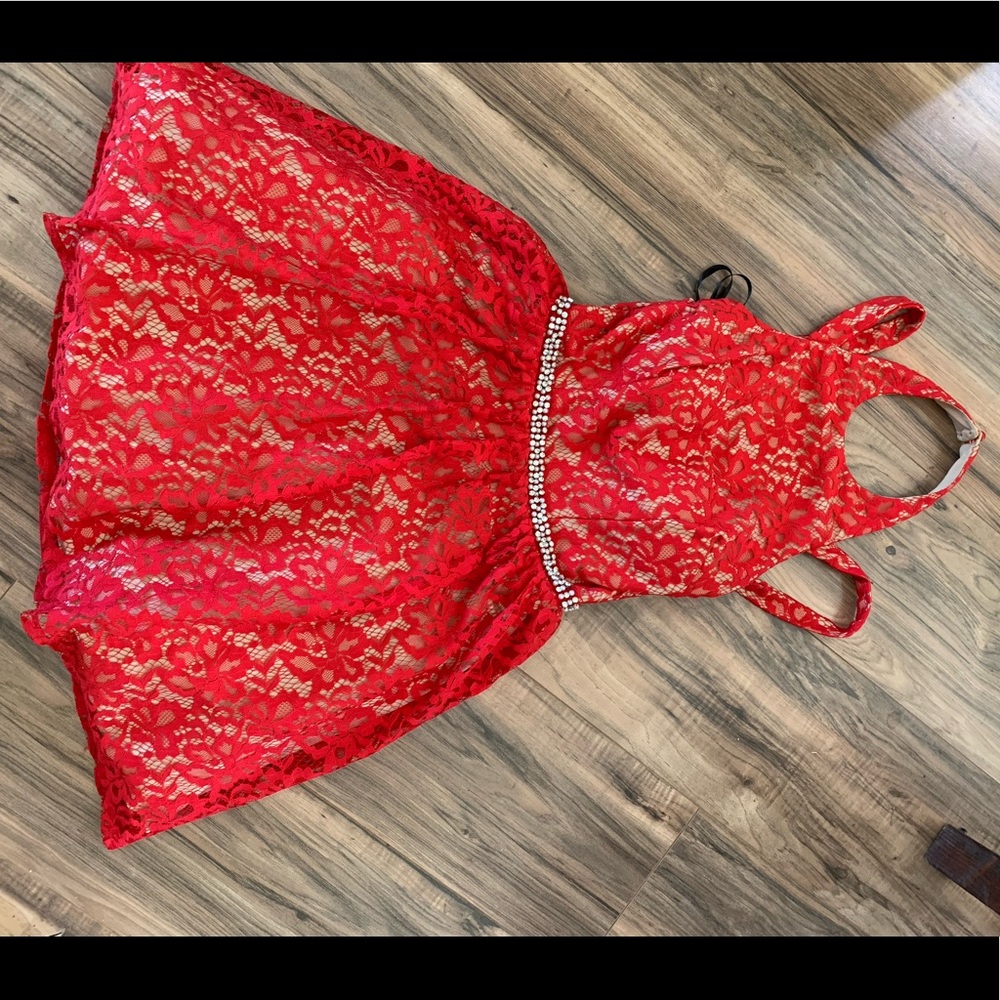 Red formal dress size 1 worn once or twice